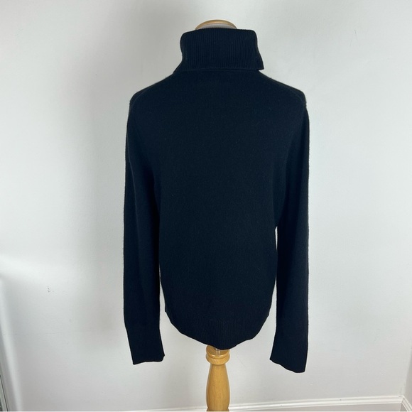 Banana Republic 100% Cashmere Black Turtleneck Sweater Size L - Picture 2 of 4
